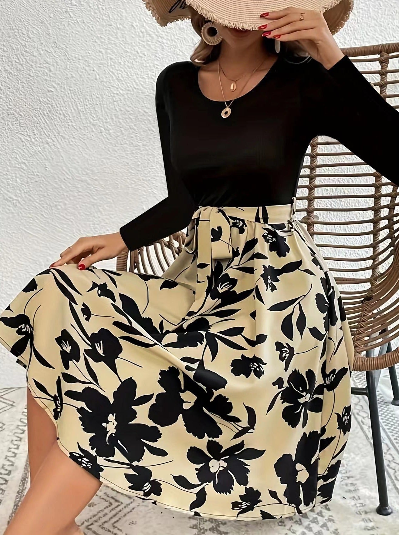 Elegant Printed High Waist Skirt and Long Sleeves set