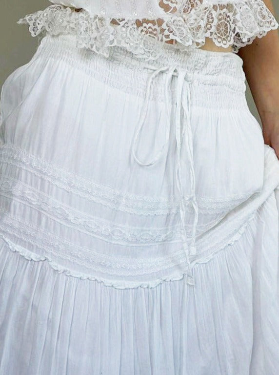 White Simple Half Body Layered Skirt